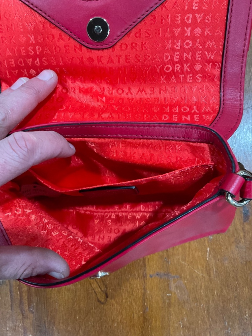 Kate Spade New York Red Smooth Leather Bow Crossbody Bag Flap Clutch - Picture 6 of 11